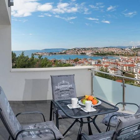 Villa Graf Подстрана Екстериор снимка