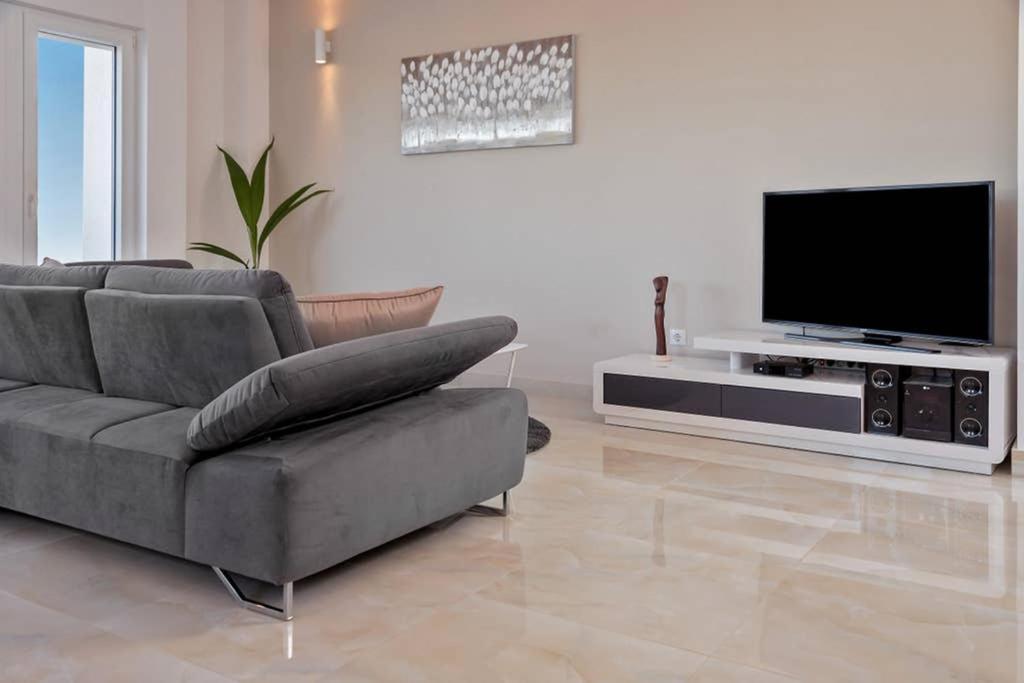 Villa Graf Подстрана Екстериор снимка