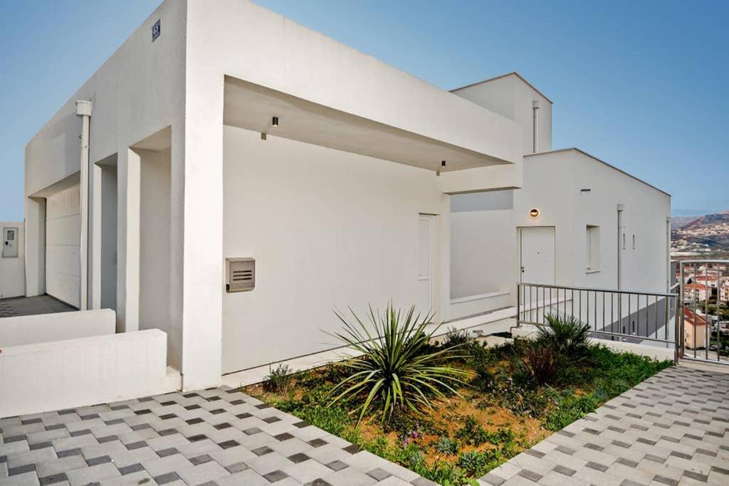 Villa Graf Подстрана Екстериор снимка