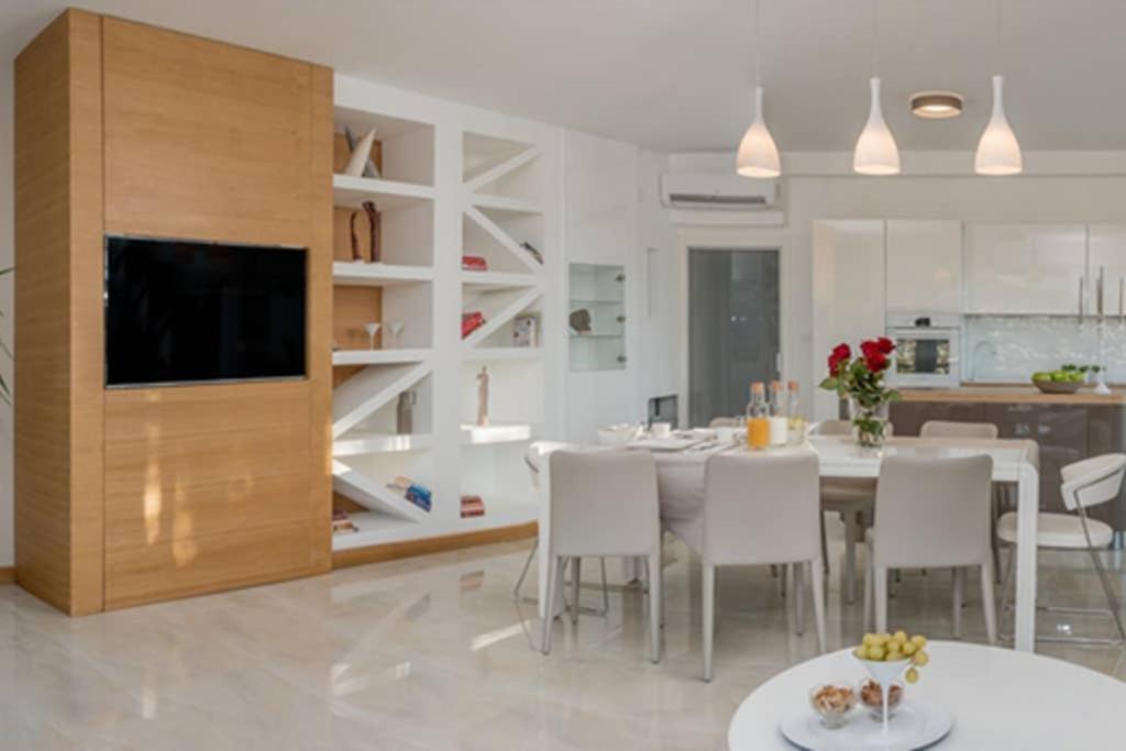 Villa Graf Подстрана Екстериор снимка